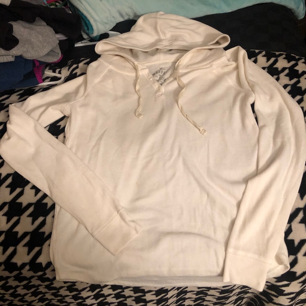 American Eagle Waffle shirt w/ hood